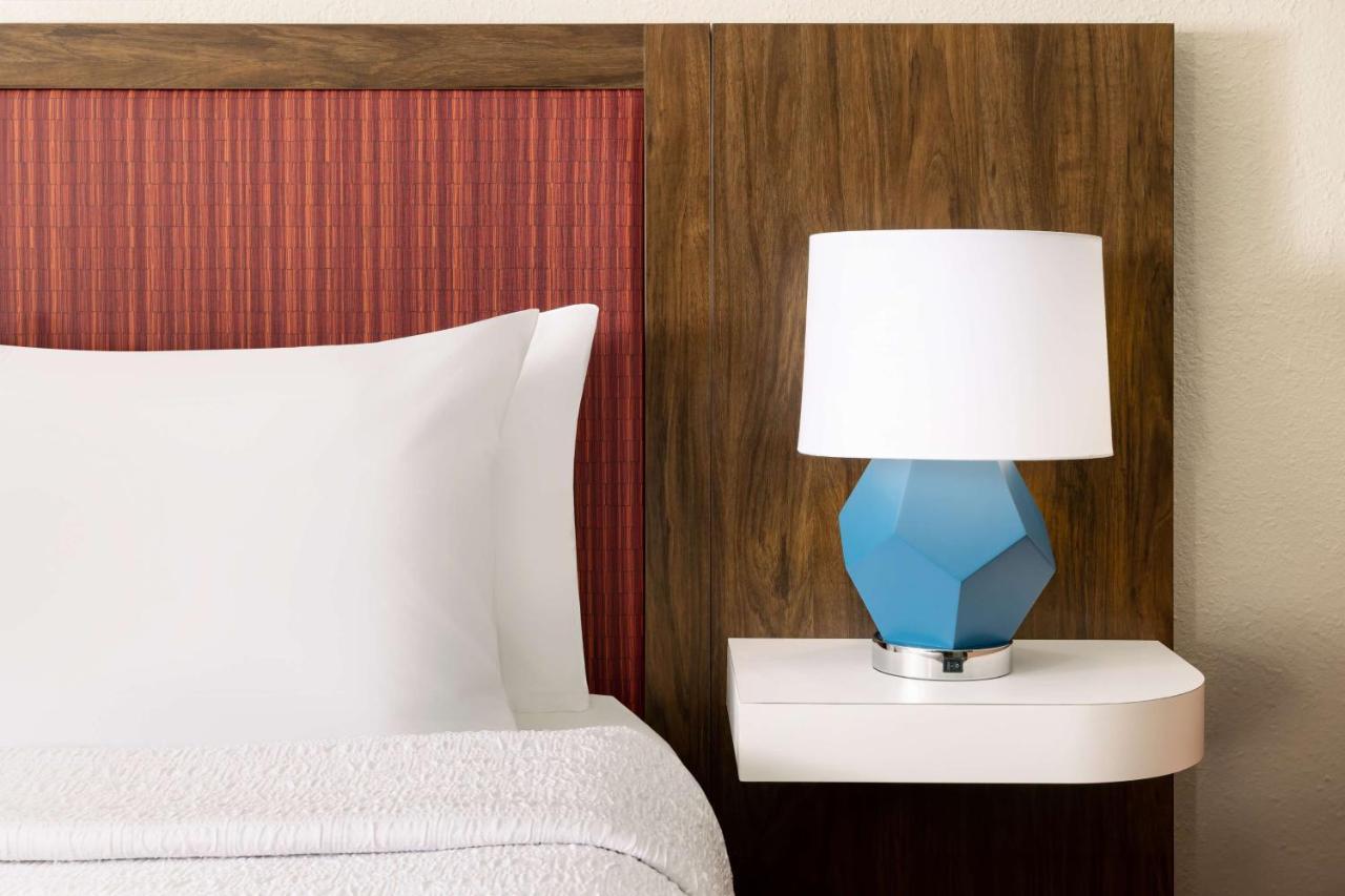 Hampton Inn Long Island/Islandia Dış mekan fotoğraf
