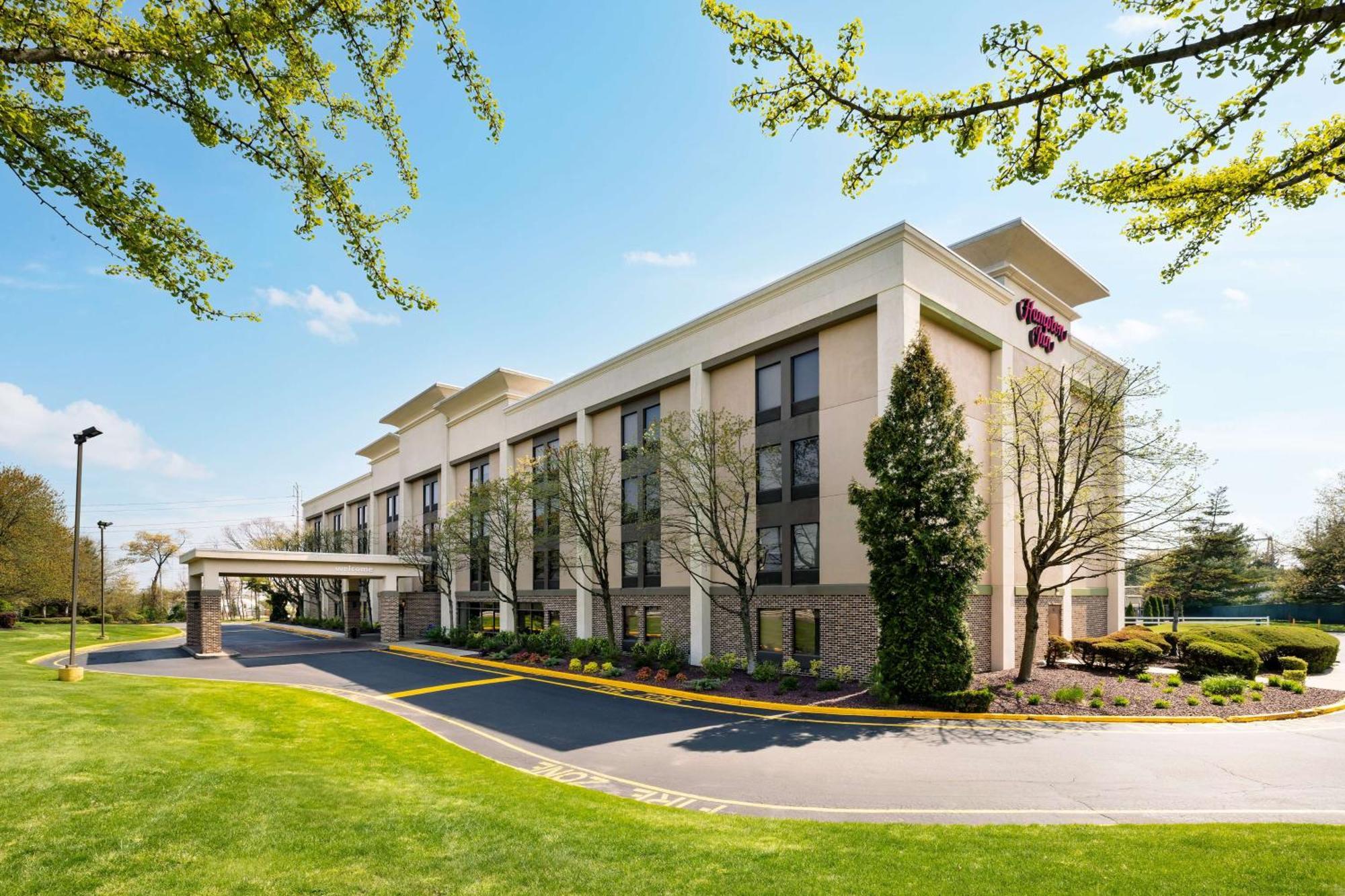 Hampton Inn Long Island/Islandia Dış mekan fotoğraf